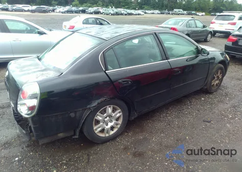 2005 Nissan Altima 2.5 S from USA, damaged, VIN 1N4AL11D25N469805